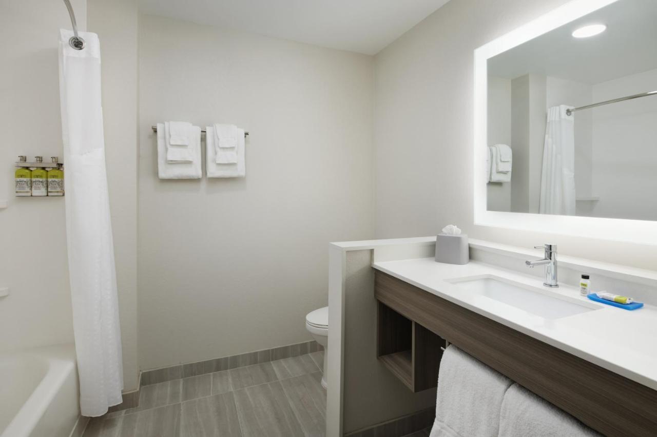 Holiday Inn Express & Suites Gulf Breeze - Pensacola Area By Ihg מראה חיצוני תמונה